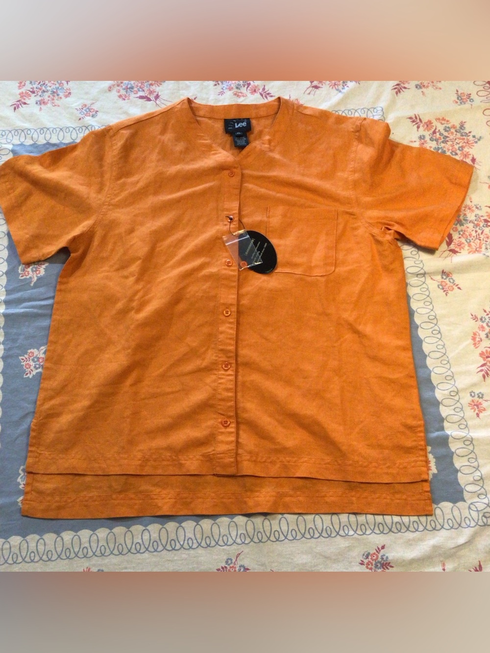 Lee Orange Short Sleeve Button-Down Shirt with Chest Pocket